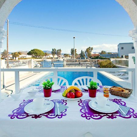 Holiday Home Requesens Canal Empuriabrava Exterior foto